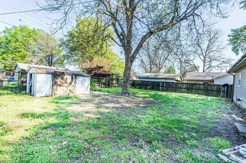 Exterior - 212 N Pine St, Marvell, AR 72366 photo 3 of 4