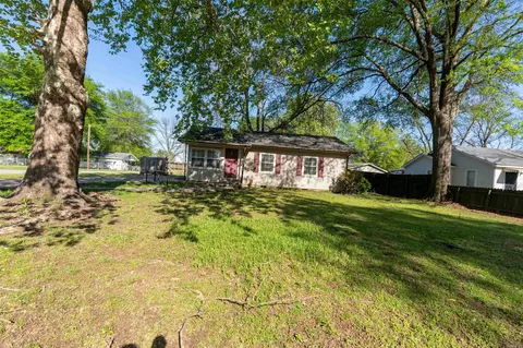 Exterior - 212 N Pine St, Marvell, AR 72366 photo 4 of 4