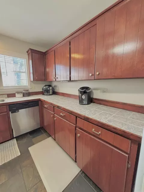Kitchen - 11 Red Wolf Trl, Conway, AR 72032 photo 2 of 8