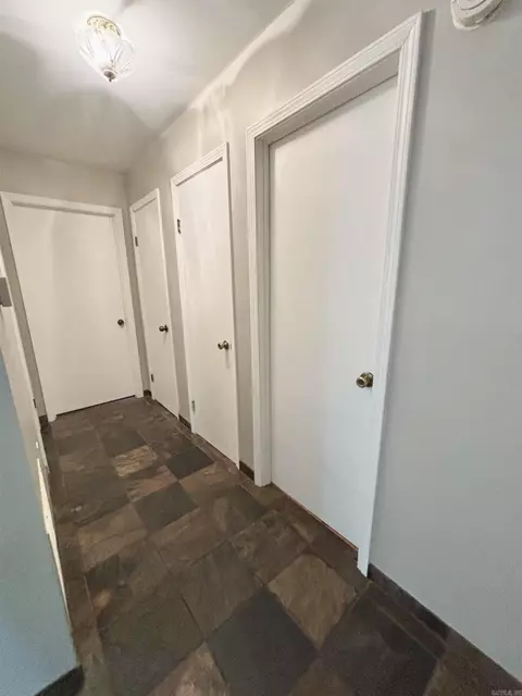Entry Way - 11 Red Wolf Trl, Conway, AR 72032 photo 2 of 2