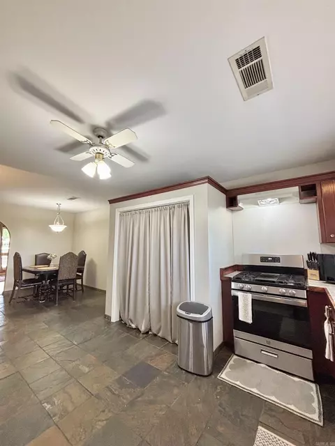 Kitchen - 11 Red Wolf Trl, Conway, AR 72032 photo 4 of 8