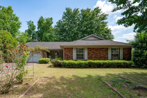 1805 Applewood Cv, Beebe, AR 72012 photo 1