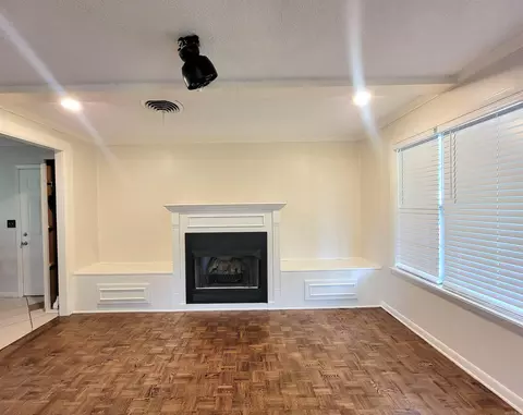 Living - 2304 W 47, Pine Bluff, AR 71603 photo 1 of 2