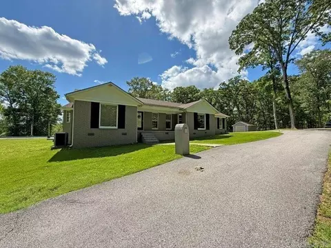 985 Gap Rd, Batesville, AR 72501