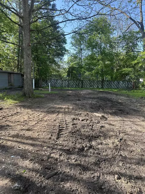 Exterior - 325 Pine Bluff St, Malvern, AR 72104 photo 3 of 3