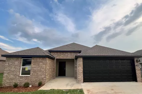 1408 Springvine Dr, Searcy, AR 72143