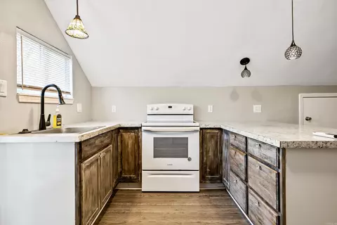 Kitchen - 3526 Hilldale Rd, Alexander, AR 72002 photo 8 of 8