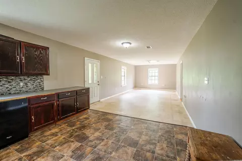 Living - 139 Andrew Ln, Beebe, AR 72012 photo 3 of 3