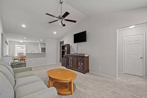 16 Dunnaway Dr, Austin, AR 72007 photo 7