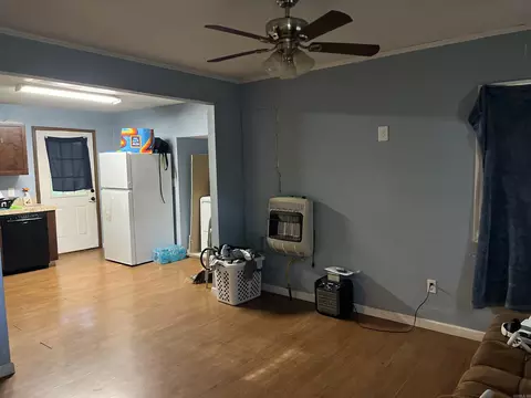 513 Lowden St, Malvern, AR 72104 photo 5
