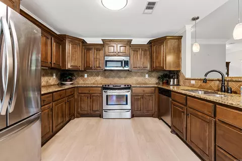 2121 Hickory Dr, Bryant, AR 72022 photo 8