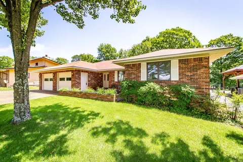 305 Snead Dr, Fairfield Bay, AR 72088