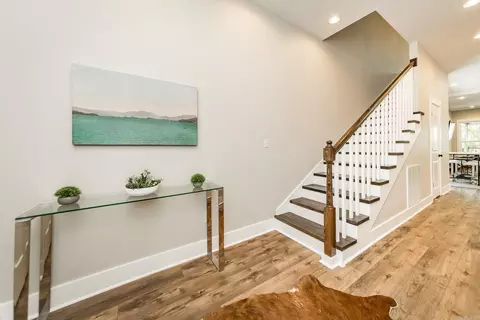 Entry Way - 14 Air Rd, Higden, AR 72067 photo 1 of 2