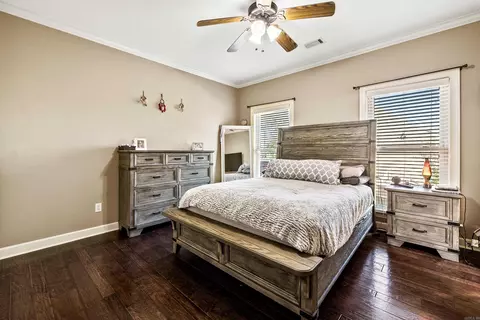 Bedroom - 5410 Lexington Ave, Benton, AR 72019 photo 2 of 4