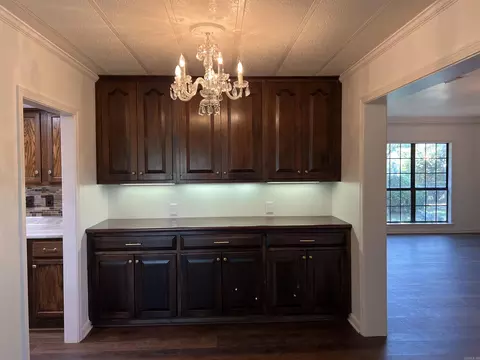 Dining - 3111 Holiday Dr, Pine Bluff, AR 71602 photo 1 of 1