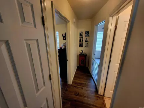Entry Way - 103 Lake Ct, Beebe, AR 72012 photo 2 of 3