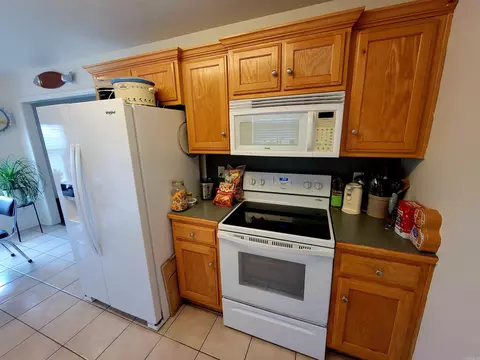 Kitchen - 103 Lake Ct, Beebe, AR 72012 photo 2 of 4