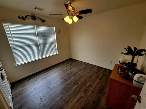 Bedroom - 103 Lake Ct, Beebe, AR 72012 photo 7 of 7
