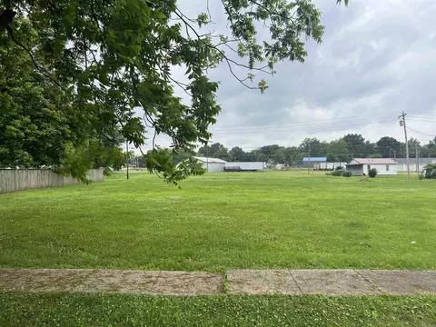 North Taylor St, Piggott, AR 72454 photo 3