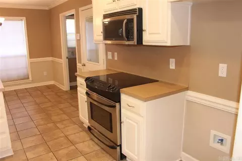 Kitchen - 62 Willow Dr, Cabot, AR 72023 photo 2 of 2
