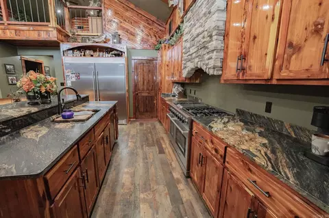 Kitchen - 2095 S Evans, White Hall, AR 71602 photo 4 of 6