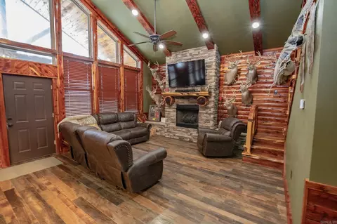 Living - 2095 S Evans, White Hall, AR 71602 photo 3 of 5