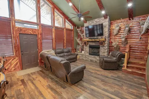 Living - 2095 S Evans, White Hall, AR 71602 photo 5 of 5