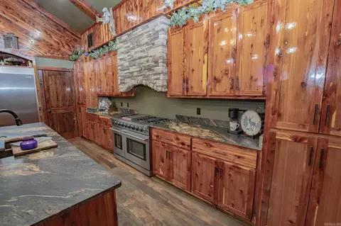 Kitchen - 2095 S Evans, White Hall, AR 71602 photo 3 of 6