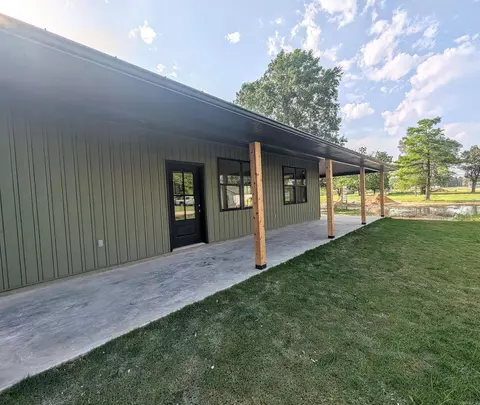 Exterior - 1108 S Dodd St, Rector, AR 72461 photo 6 of 7