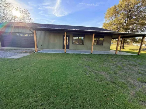 Exterior - 1108 S Dodd St, Rector, AR 72461 photo 2 of 7