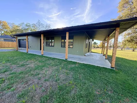 Exterior - 1108 S Dodd St, Rector, AR 72461 photo 4 of 7