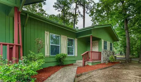 34 Orantes Pl, Hot Springs Village, AR 71909