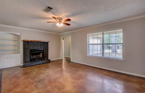 2812 Bruce, Conway, AR 72034 photo 10