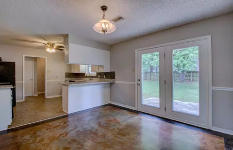 2812 Bruce, Conway, AR 72034 photo 13
