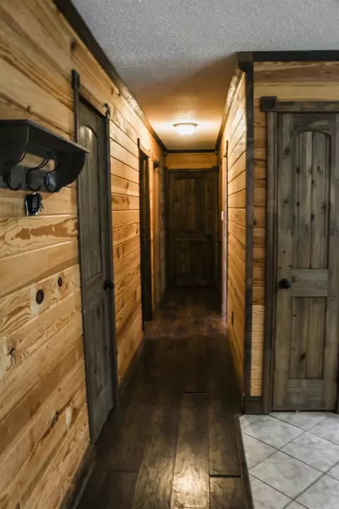 Entry Way - 100 Elizabeth St, Prescott, AR 71857 photo 1 of 1