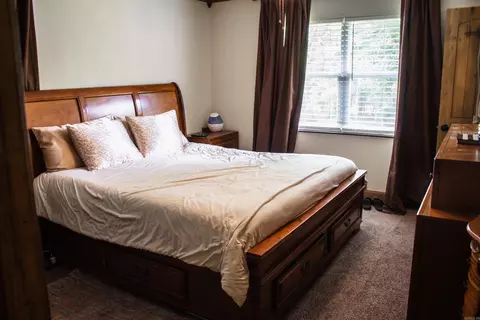 Bedroom - 100 Elizabeth St, Prescott, AR 71857 photo 3 of 3