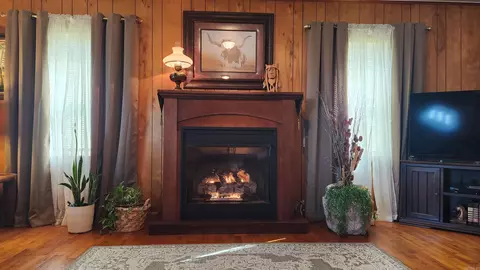 Living - 1007 Murphy Rd, Norman, AR 71960 photo 1 of 6