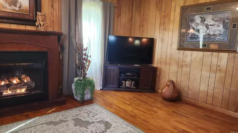 Living - 1007 Murphy Rd, Norman, AR 71960 photo 5 of 6
