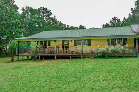 1702 Carolina Dr, Mena, AR 71953