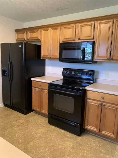 Kitchen - 1810 Angeline Dr, Conway, AR 72032 photo 2 of 2