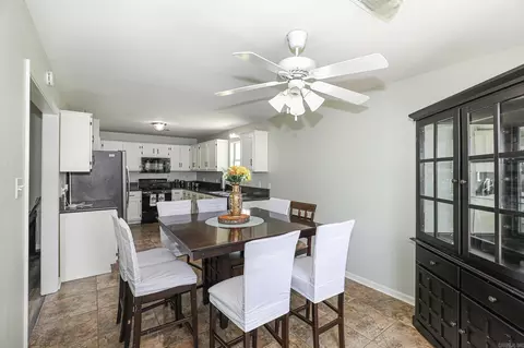 Dining - 2203 Cedar Ridge Dr, Benton, AR 72015 photo 2 of 3