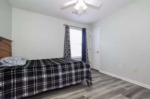 Bedroom - 2203 Cedar Ridge Dr, Benton, AR 72015 photo 5 of 9