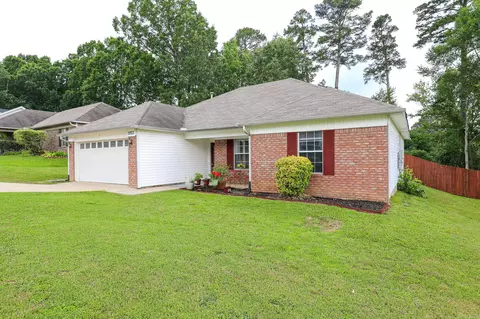 Exterior - 2203 Cedar Ridge Dr, Benton, AR 72015 photo 2 of 13