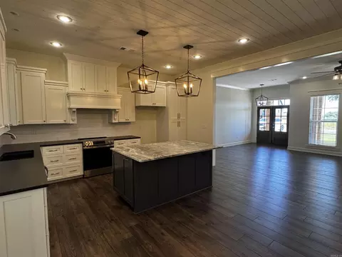 1207 Affirmed Way, Searcy, AR 72143 photo 4