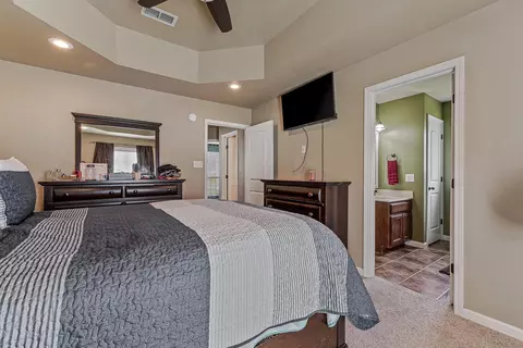 Bedroom - 444 Arrowhead Rd, Trumann, AR 72472 photo 3 of 4