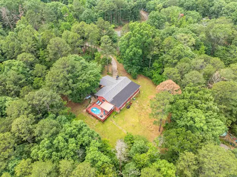 209 Squaw Valley Trl, Hot Springs, AR 71901