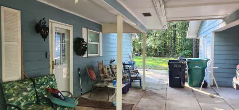 8908 S Pleasant Dr, Pine Bluff, AR 71603 photo 3