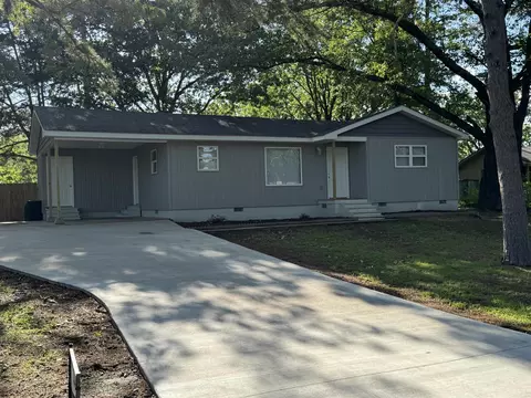 2314 Woodland Bluff Dr, Heber Springs, AR 72543
