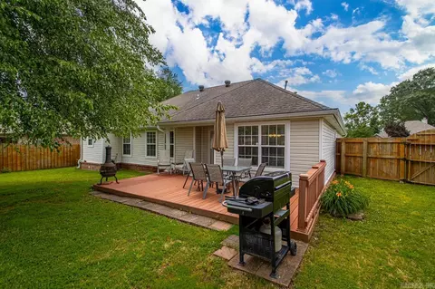 Exterior - 3924 Mockingbird Cv, Benton, AR 72015 photo 7 of 13