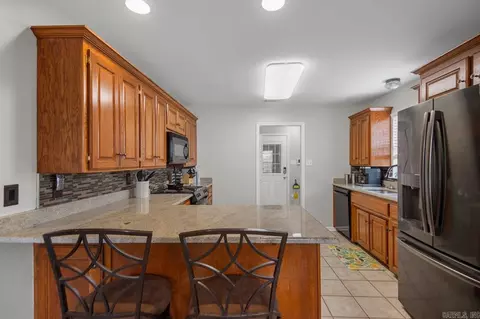Kitchen - 3924 Mockingbird Cv, Benton, AR 72015 photo 1 of 3